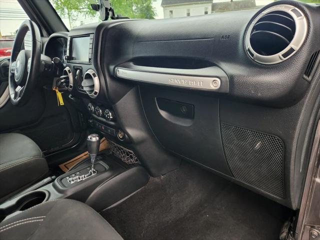 2016 Jeep Wrangler Unlimited Sahara