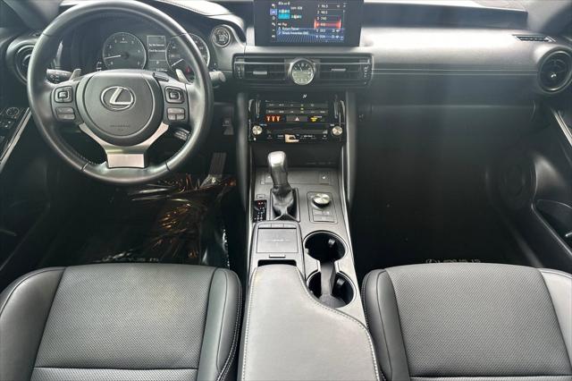 2024 Lexus IS 300 F SPORT Design