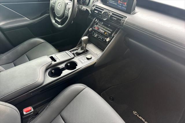2024 Lexus IS 300 F SPORT Design