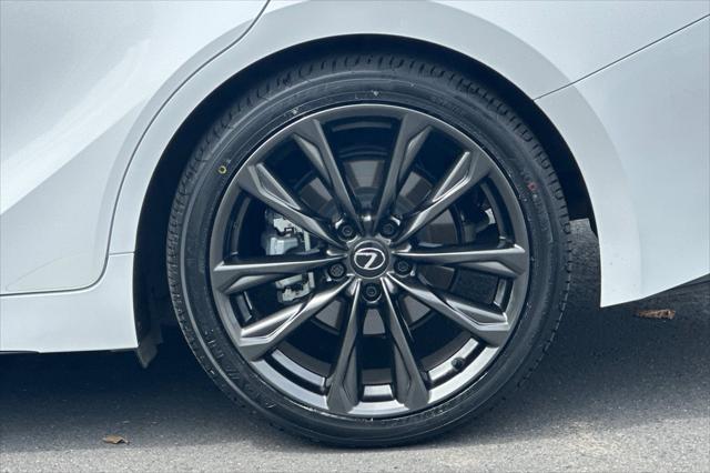 2024 Lexus IS 300 F SPORT Design