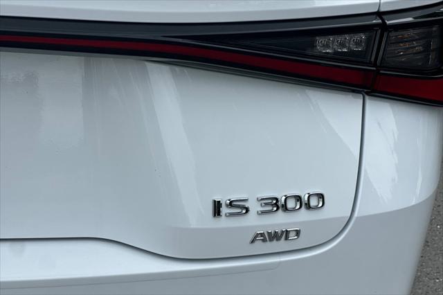 2024 Lexus IS 300 F SPORT Design