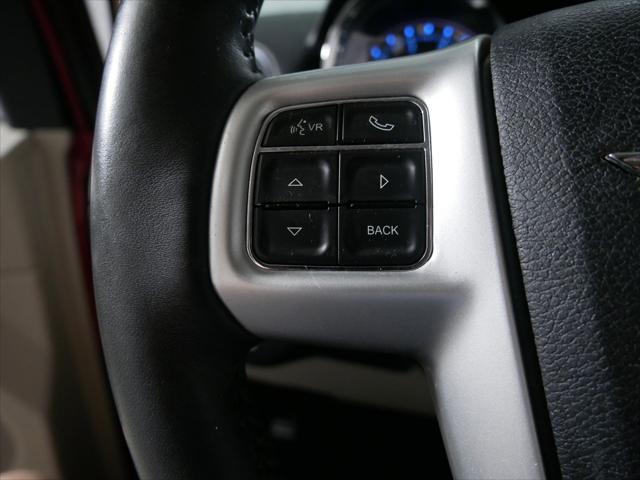 2014 Chrysler Town & Country Touring-L