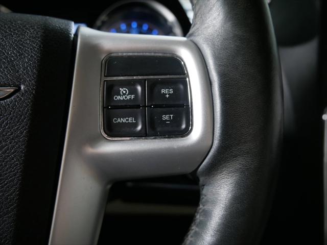2014 Chrysler Town & Country Touring-L