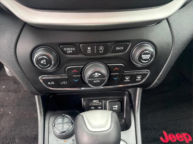 2017 Jeep Cherokee Trailhawk L Plus 4x4