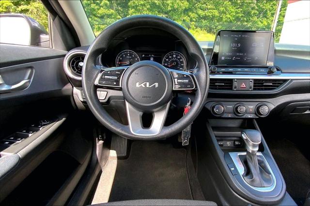2022 Kia Forte FE