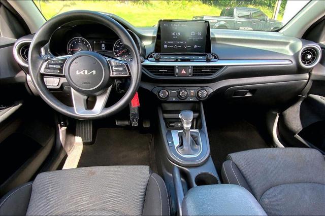 2022 Kia Forte FE