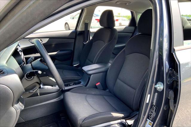 2022 Kia Forte FE