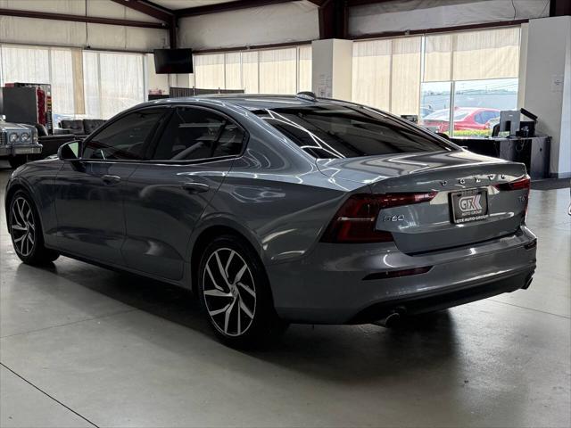 2020 Volvo S60 T6 Momentum
