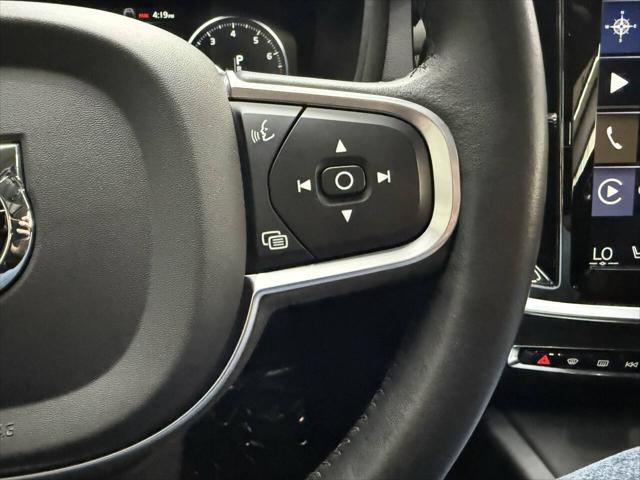 2020 Volvo S60 T6 Momentum
