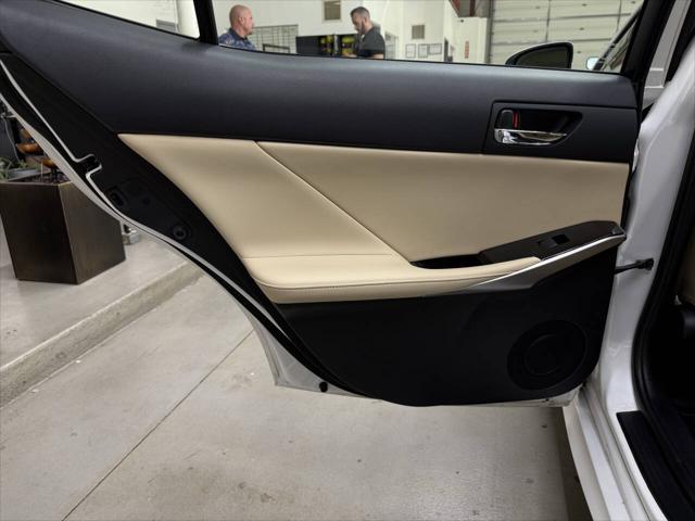2015 Lexus IS 250 250