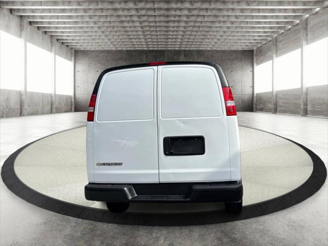 2025 Chevrolet Express 2500 3dr Extended Cargo Van