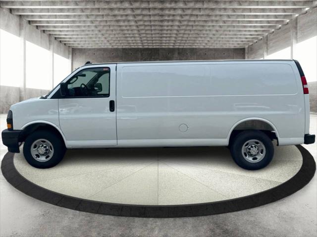 2025 Chevrolet Express 2500 3dr Extended Cargo Van