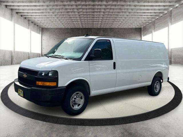 2025 Chevrolet Express 2500 3dr Extended Cargo Van