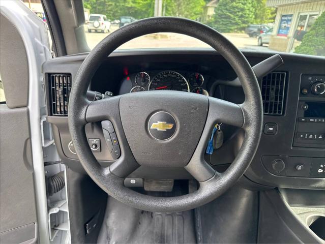 2025 Chevrolet Express 2500 3dr Extended Cargo Van