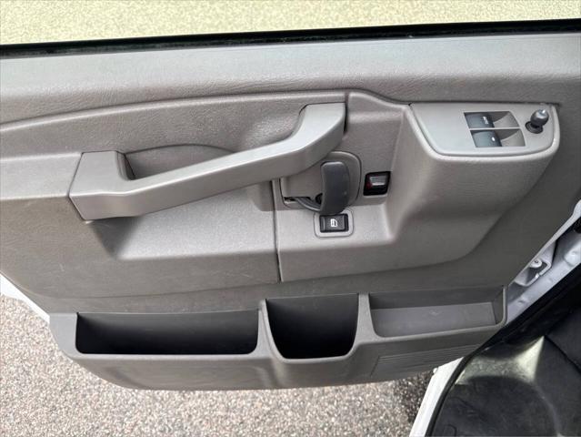 2025 Chevrolet Express 2500 3dr Extended Cargo Van