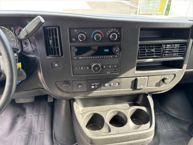 2025 Chevrolet Express 2500 3dr Extended Cargo Van