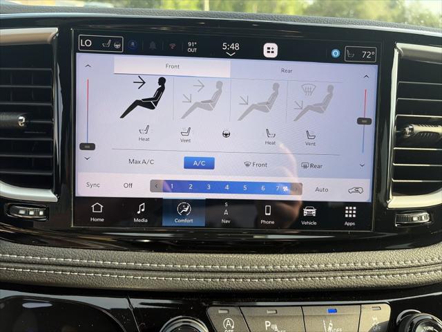 2027 Chrysler Pacifica Limited