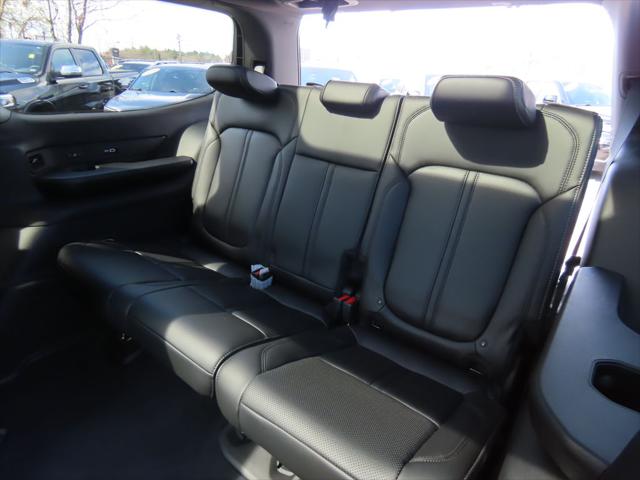 2026 Jeep Grand Wagoneer Upland 4x4