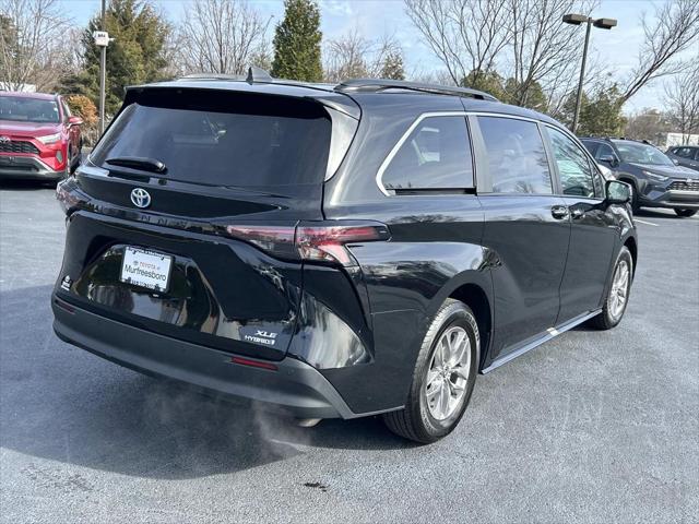 2024 Toyota Sienna XLE