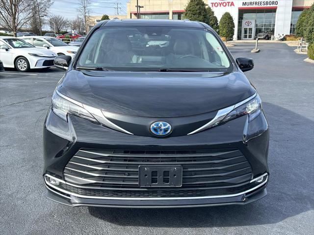 2024 Toyota Sienna XLE