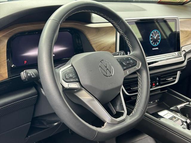 2024 Volkswagen Atlas 2.0T SE w/Technology