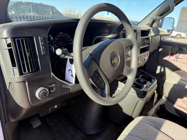 2025 Chevrolet Express Cargo Van RWD 2500 Extended Wheelbase WT