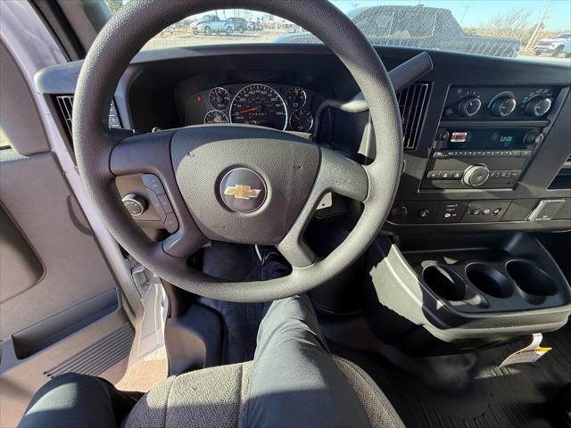 2025 Chevrolet Express Cargo Van RWD 2500 Extended Wheelbase WT