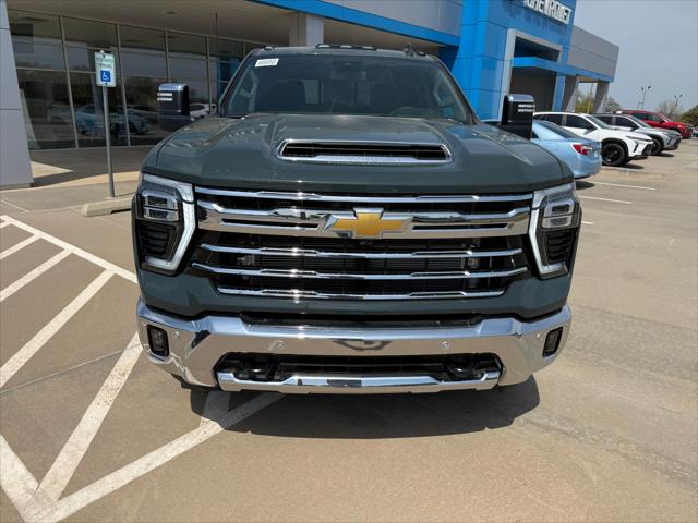 2026 Chevrolet Silverado 3500HD Crew Cab, Long Bed, LTZ Dual Rear Wheel, RWD