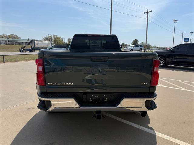 2026 Chevrolet Silverado 3500HD Crew Cab, Long Bed, LTZ Dual Rear Wheel, RWD