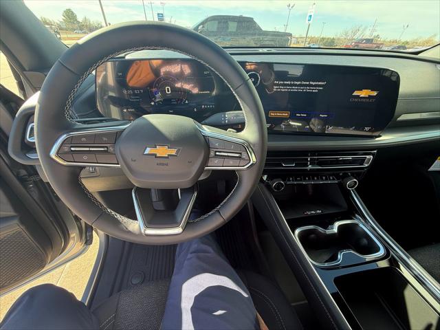 2026 Chevrolet Traverse FWD LT