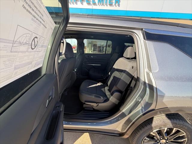 2026 Chevrolet Traverse FWD LT