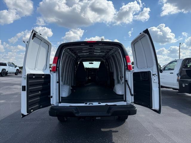 2025 Chevrolet Express Cargo Van RWD 2500 Extended Wheelbase WT