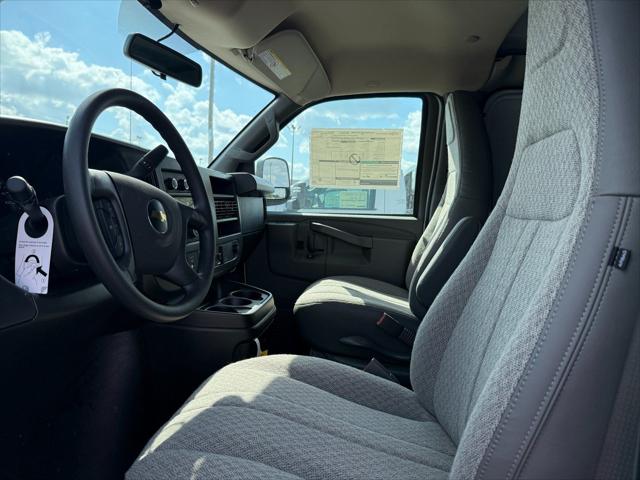 2025 Chevrolet Express Cargo Van RWD 2500 Extended Wheelbase WT