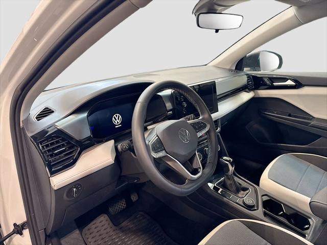 2025 Volkswagen Taos 1.5T S