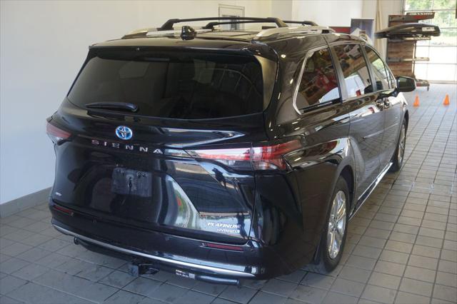 2024 Toyota Sienna Platinum