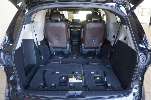 2024 Toyota Sienna Platinum