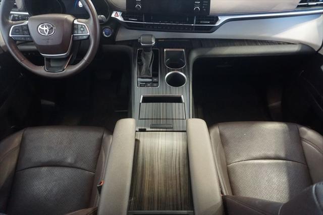 2024 Toyota Sienna Platinum