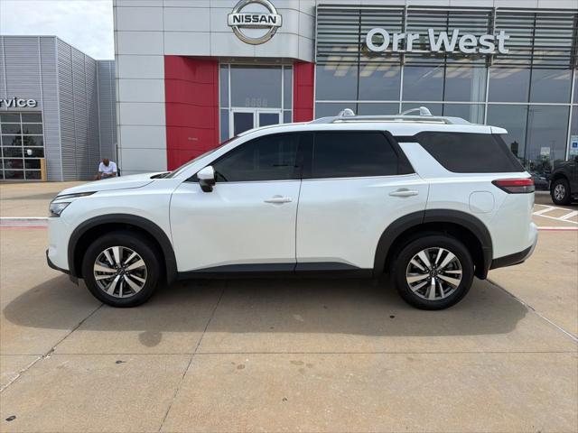 2025 Nissan Pathfinder SL 4WD