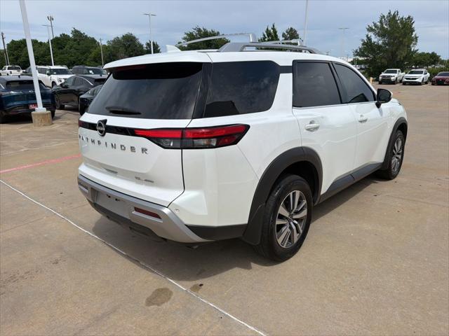 2025 Nissan Pathfinder SL 4WD