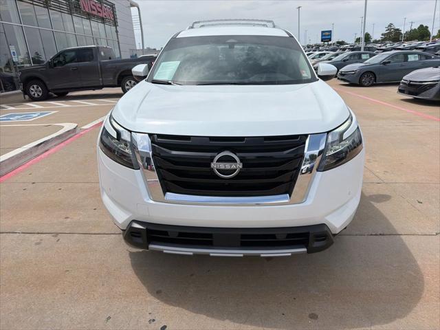 2025 Nissan Pathfinder SL 4WD