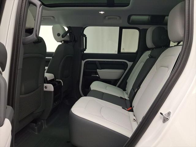 2026 Land Rover Defender P400 X-Dynamic SE