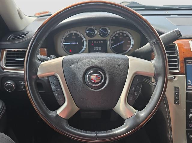 2013 Cadillac Escalade Platinum Edition