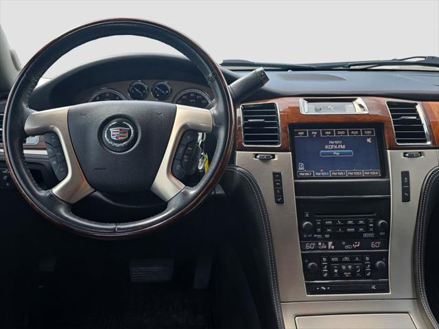 2013 Cadillac Escalade Platinum Edition