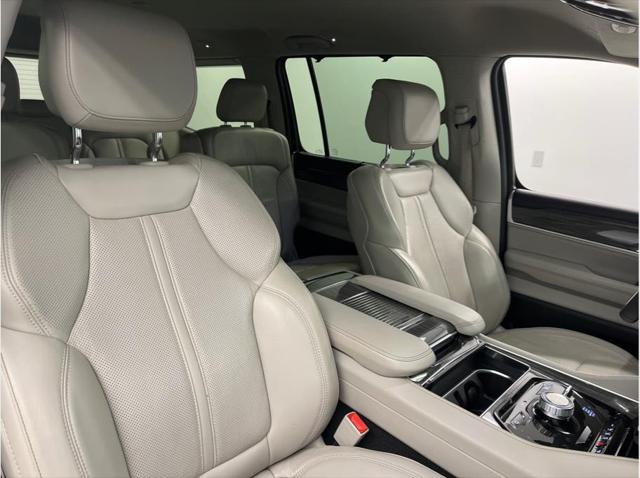 2022 Jeep Wagoneer Series III 4x4