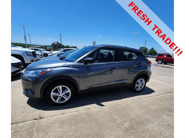 2025 Nissan Kicks S