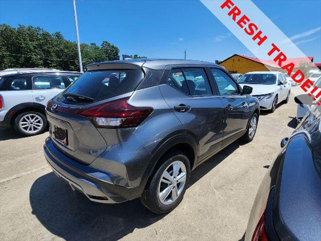 2025 Nissan Kicks S