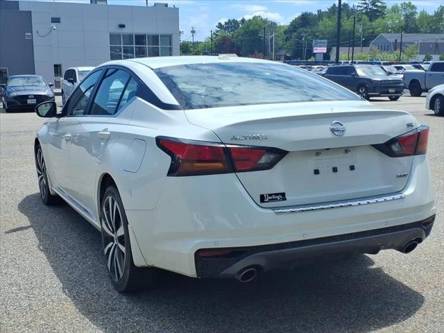 2022 Nissan Altima SR Intelligent AWD