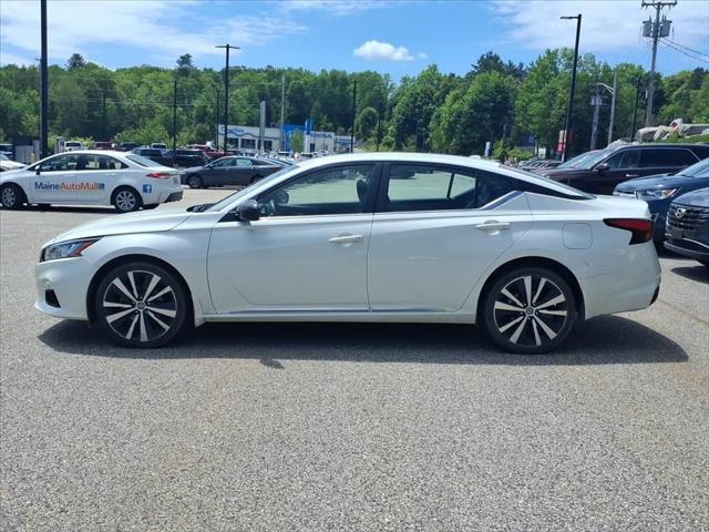 2022 Nissan Altima SR Intelligent AWD