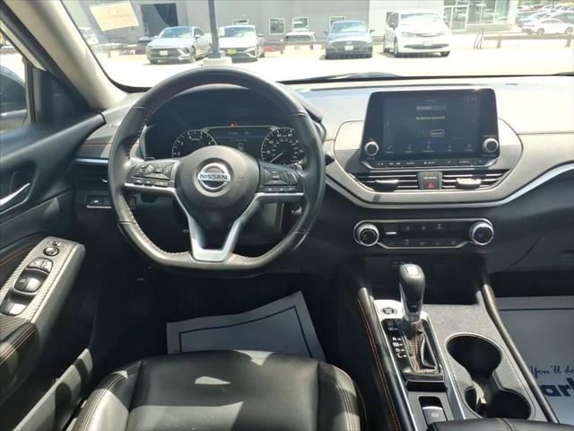 2022 Nissan Altima SR Intelligent AWD