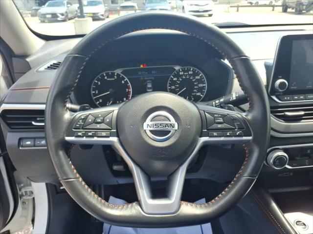 2022 Nissan Altima SR Intelligent AWD
